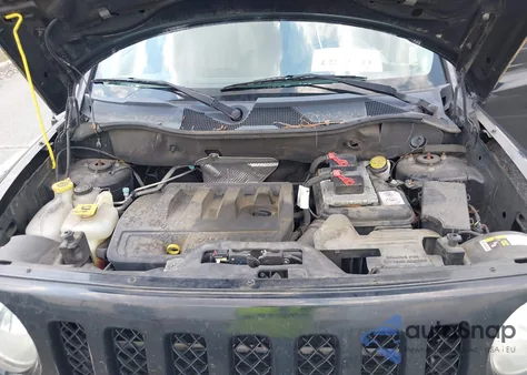 2016 Jeep Patriot Latitude из США, поврежденный, VIN 1C4NJPFB8GD569704